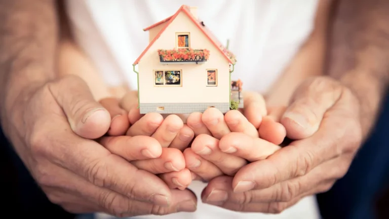 Scopri di più sull'articolo Dalla comunità alla famiglia: il viaggio verso l’adozione