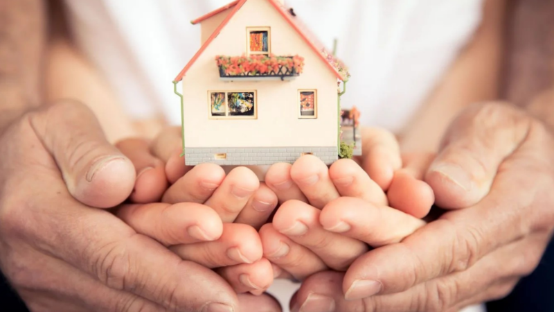 Dalla comunità alla famiglia: il viaggio verso l’adozione