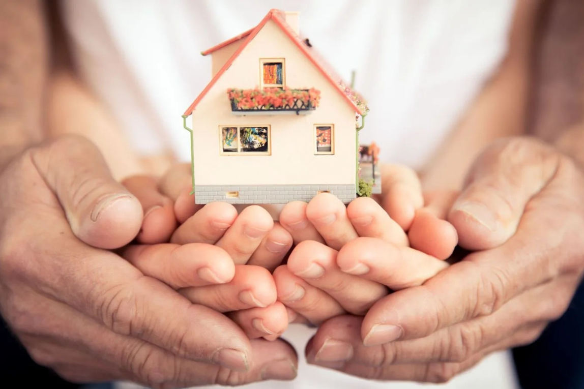Scopri di più sull'articolo Dalla comunità alla famiglia: il viaggio verso l’adozione