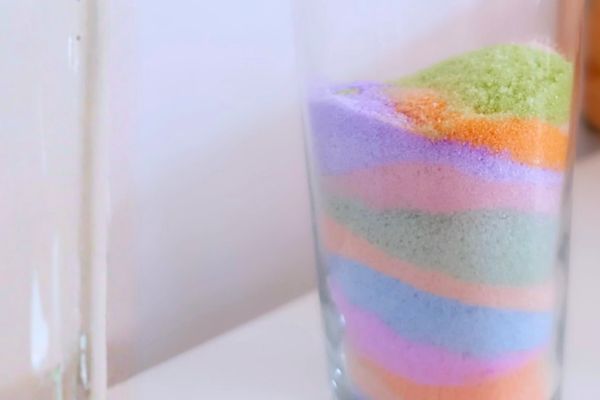 Un arcobaleno di colori: laboratorio creativo con i ragazzi della comunità