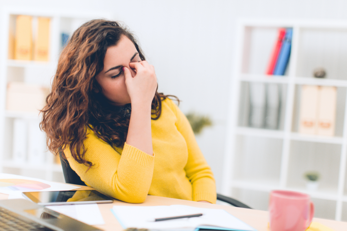 Scopri di più sull'articolo Lavorare nel sociale senza consumarsi emotivamente: riconoscere e prevenire il burnout